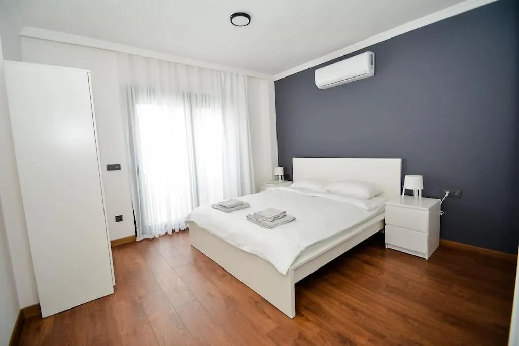 300M To Beach 2 Bedroom Upstairs Flat With Pool - Yeni Duenya Bodrum B2 0*,  Turkiet