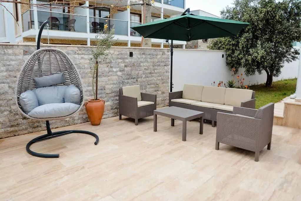300M To Beach 2 Bedroom Upstairs Flat With Pool - Yeni Duenya Bodrum B2 0*,  Turkiet
