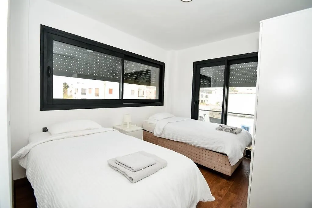 300M To Beach 2 Bedroom Upstairs Flat With Pool - Yeni Duenya Bodrum B2