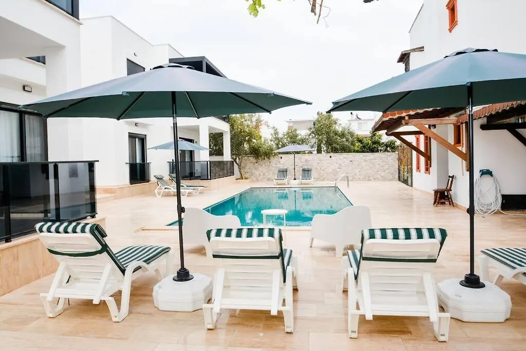 300M To Beach 2 Bedroom Upstairs Flat With Pool - Yeni Duenya Bodrum B2 Turkiet
